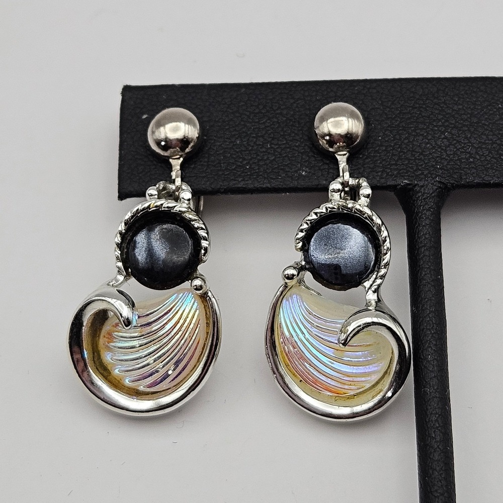 Vintage Emmons Silver Tone Clip On Earrings Iridescent Shell Swirl